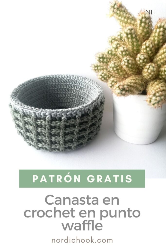 Canasta en crochet en punto waffle